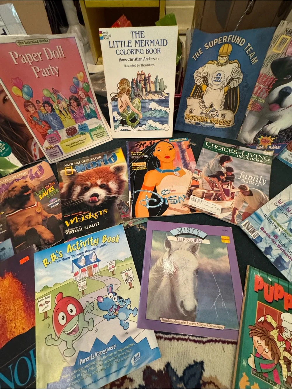 Reading books 📚 middle elementary
